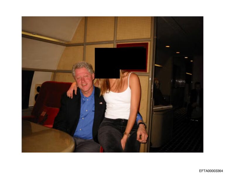 2025-12-19t213456z-1934682514-rc2sjiam93es-rtrmadp-3-usa-trump-epstein-files.jpg