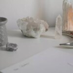 Astrology and Tarot experts become a strategic intelligence team for personal planning