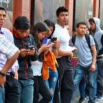 Who is receiving more than $300,000 in unemployment in December according to ANSES