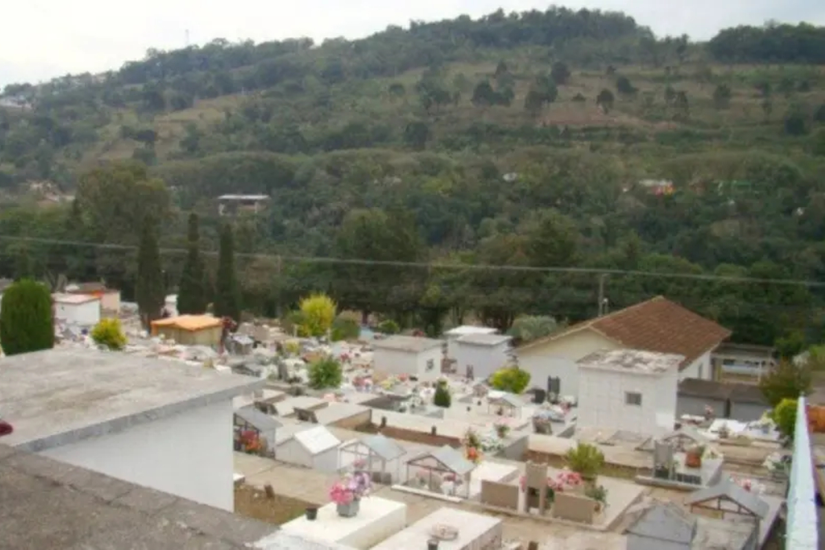 2b092ea4-cemiterio-santa-catarina.jpg