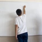 In 2025, Castilla-La Mancha will be the third community to pay the best salaries to its teachers, after only Euskadi and Cantabria.