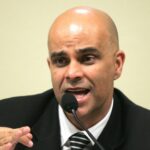 The operator of “Mensalão”, Marcos Valerio, is the target of the investigation in a tax evasion scheme involving MG wholesalers.