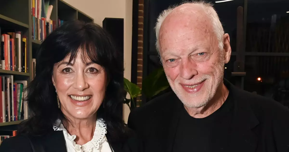 514739386-polly-samson-david-gilmour-2025-foto-dave-benett-getty-images-for-david-gilmour-polly-sams.webp