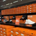 Where to find cheapest sneakers and clothes in Buenos Aires