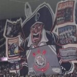 619764930-mosaico-da-torcida-do-corinthians-2easy-resizecom-610x400.jpg