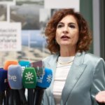 The government shrugs off Gontz’s snub and expects it will take further “steps” in the coming weeks