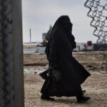 Spain returns a woman and a child from a displacement camp in Syria where there are families of ISIS members