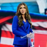 Trump seeks to expand the list of countries to which he has banned travel – DW – 05/12/2025