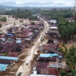 Indonesia announces the evacuation of one million people due to floods – DW – 02/12/2025