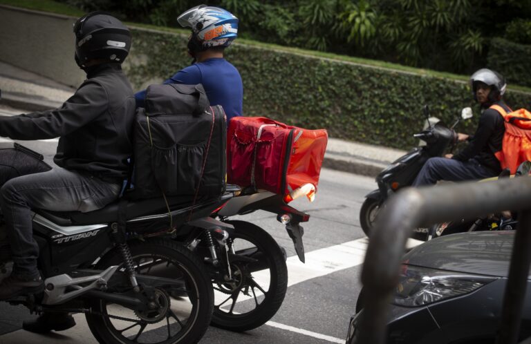 99402605-ri-rio-de-janeiro-rj-31-05-2022-crimes-cometidos-por-falsos-entregadores-na-foto-circ.jpg