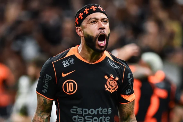 Corinthians-Memphis-Depay.jpg