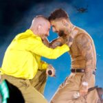 The emotional meeting on knees and between hugs between Maluma and J Balvin: “You are a brother to me. People were waiting to see us together” | the people