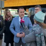 Fox accuses Page of “condemning doctors to collapse” while imposing 100% minimum services during the four days of the strike.