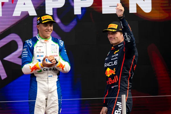 Hadjar-Verstappen-F1.jpg