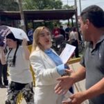 There were chair hits, punches and insults in a fight between Ishii militants and the liberals during the swearing-in of the new council members.