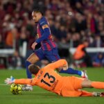 In the return, Barcelona defeats Atletico Madrid with a Brazilian goal