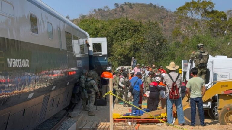 al-menos-13-muertos-y-98-heridos-por-accidente-ferroviario-en-el-sur-de-mexico-2160831.jpg