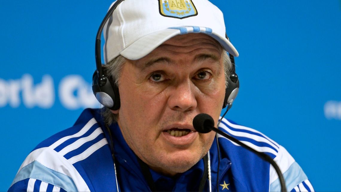 alejandro-sabella-20251208-2149826.jpg