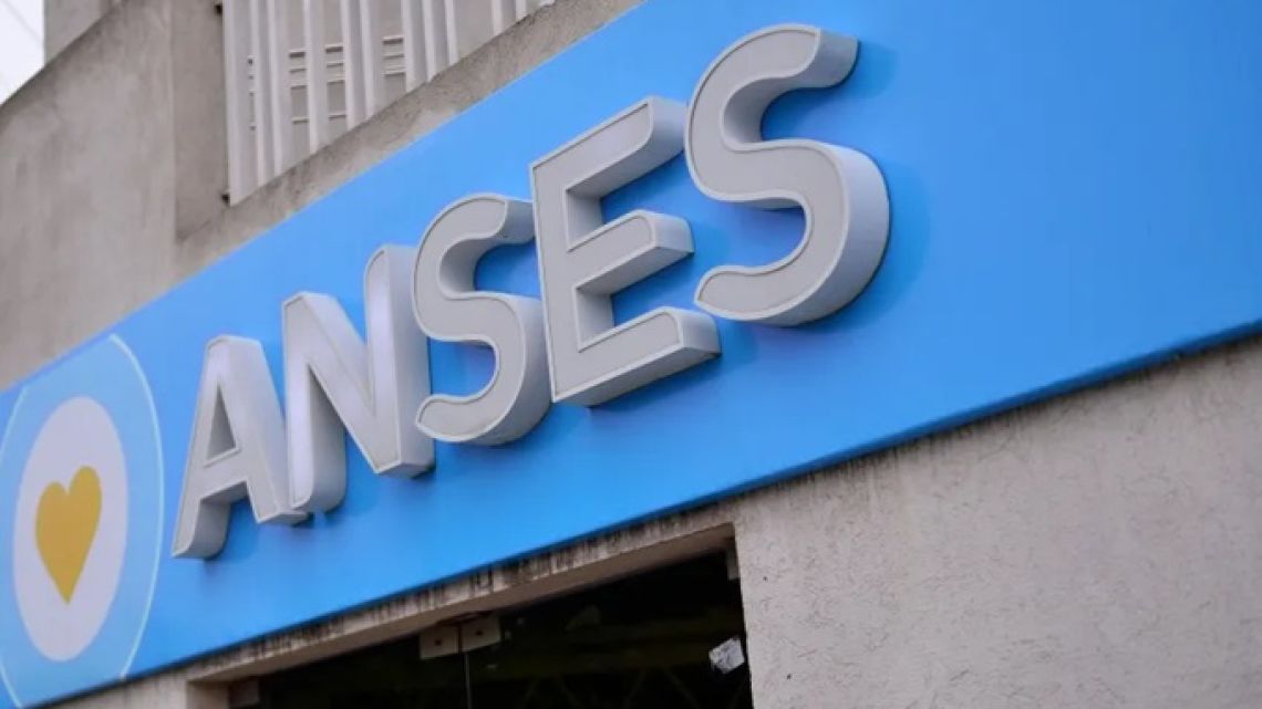 anses-2090898.jpg