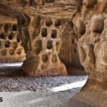 The inhabitants of this Rioja Valley took refuge at the bottom of the mountain and were the origin of an amazing cave