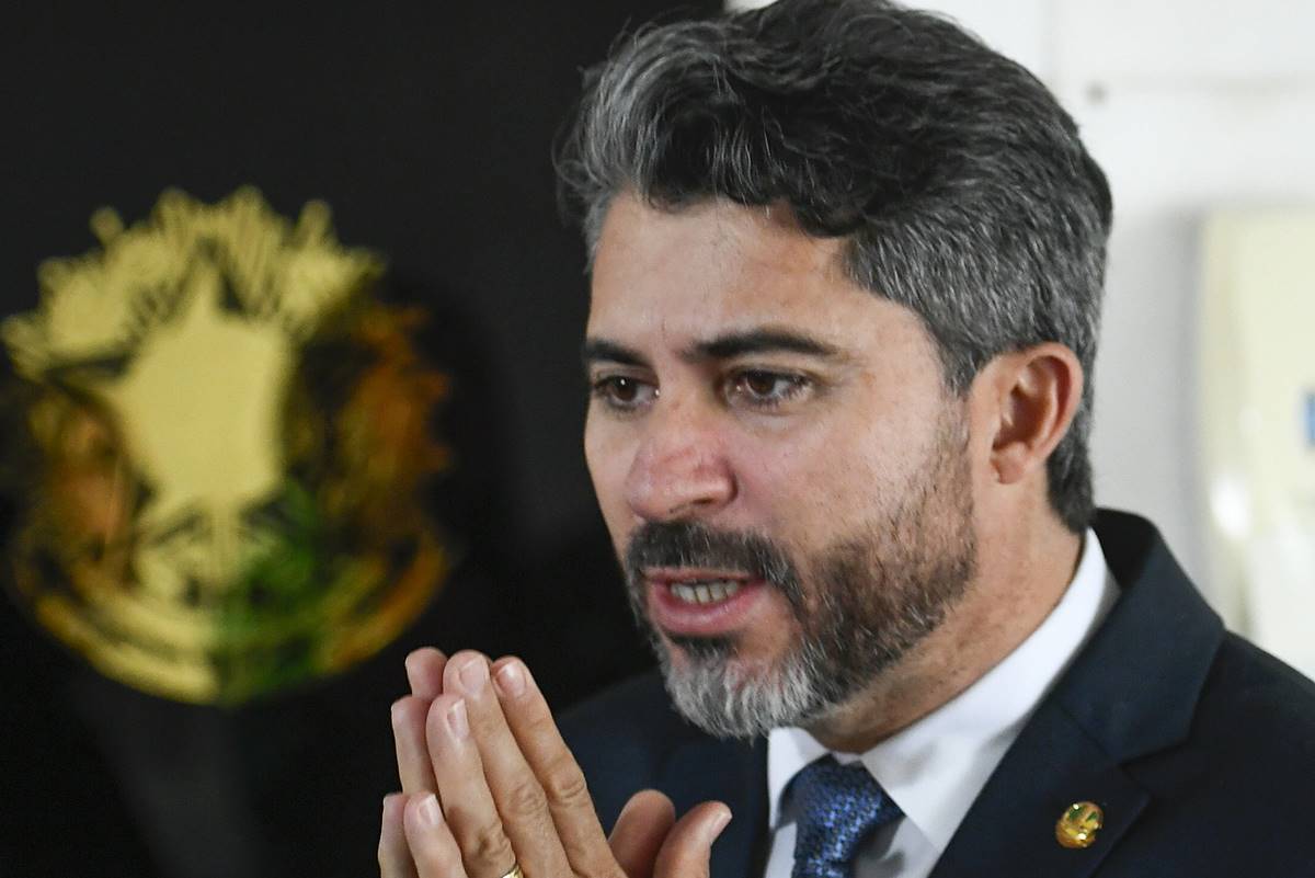 e9ab860a-marcos-rogerio-carlos-moura-ag-senado.jpg