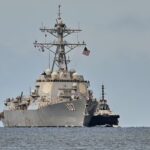 el-destructor-estadounidense-uss-gravely-llega-a-JLZ5VSLLCZFXTBG32BQD2T2YAY.jpg