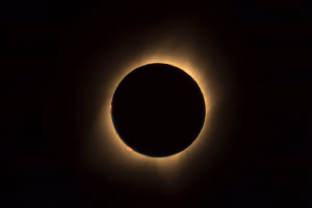 el-gran-eclipse-del-norte-de-africa-vera-a-la-7YPRX7ANU5HZXHQJ3RZBMD3GRQ.jpg