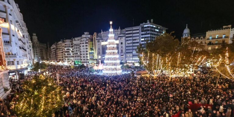 encendio-navidad-valencia-U53541075306UYp-1024x512@diario_abc.jpg