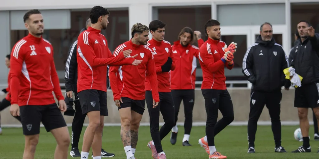 entrenamiento-sevillafc-U78864363230NLK-1024x512@diario_abc.jpg