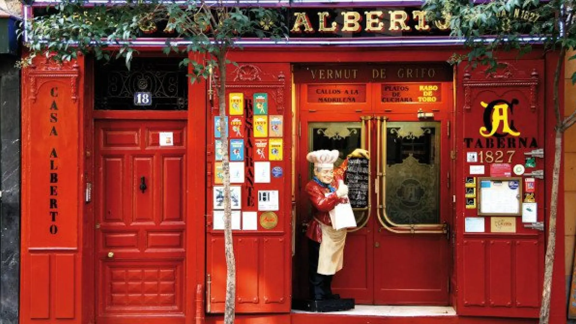 fachada-de-casa-alberto-taberna-historica-de-madrid.jpeg