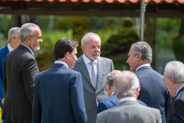 foto-lula-reuniao-ministros1-1.jpeg