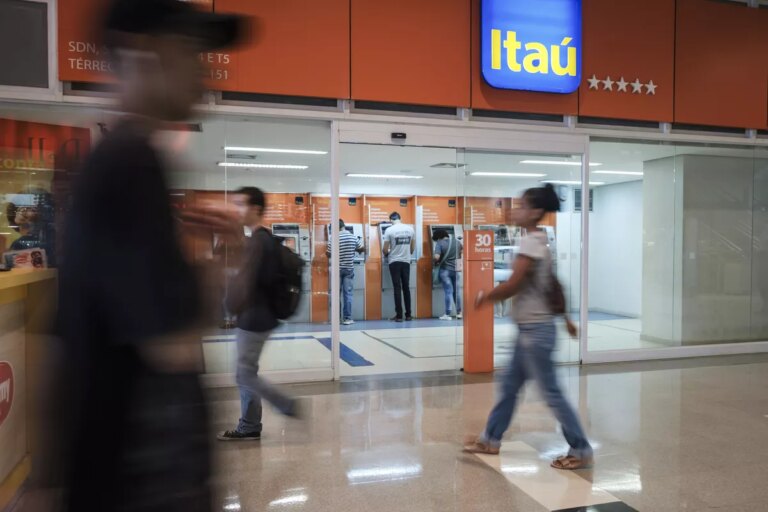 itau-agencia.jpg