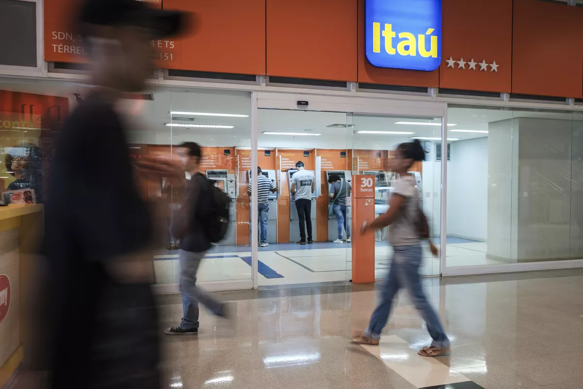 itau-agencia.jpg