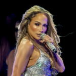 jennifer-lopez-durante-su-concierto-en-madrid.png