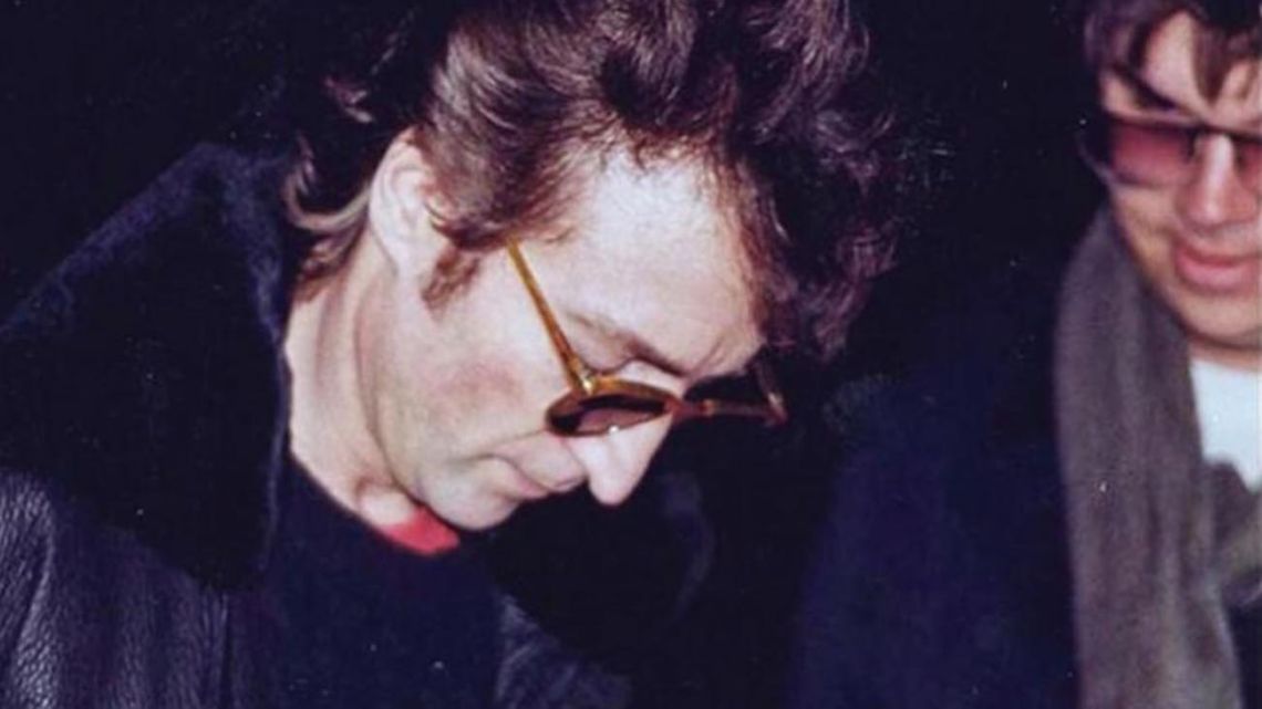 john-lennon-20201207-1097326.jpg