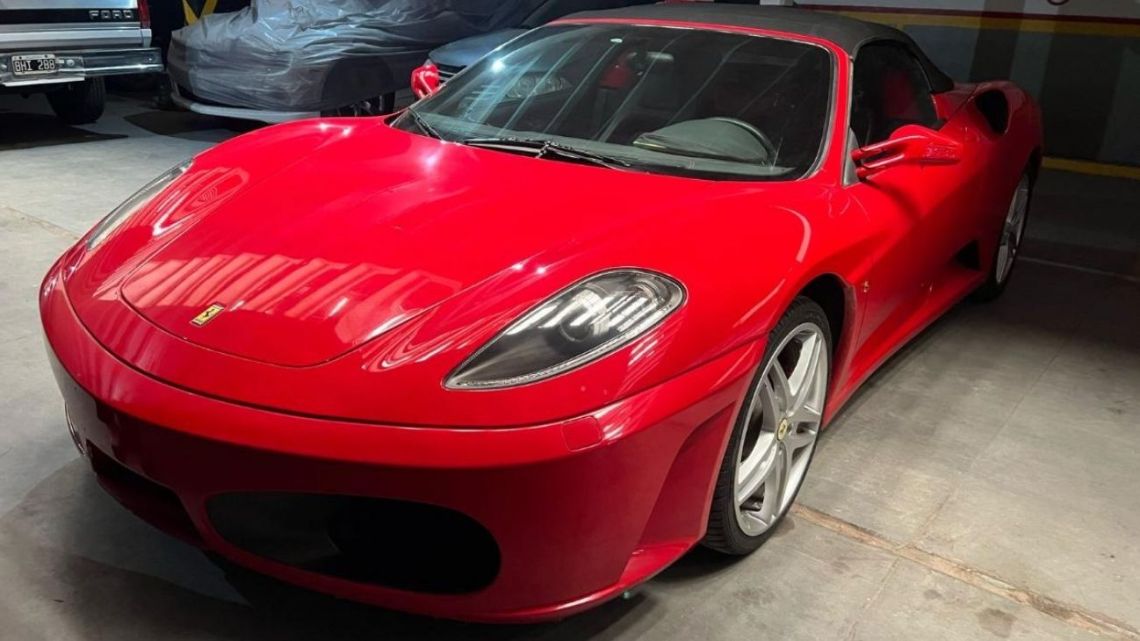 la-subasta-de-la-ferrari-f430-decomisada-al-clan-loza-2151047.jpg