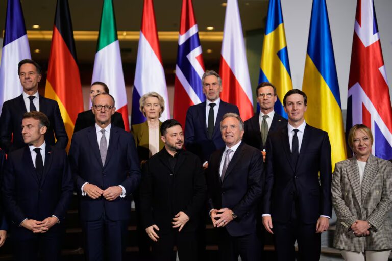 lideres-europeos-junto-al-presidente-de-ucrania-EUIOLZMOHFBLDETYUGVIU6OCEI.JPG