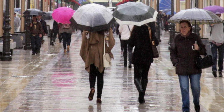 lluvia-frio-malaga-ep-U68112688152yfu-1024x512@diario_abc.png