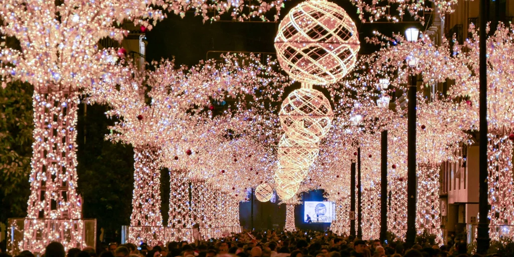 luces-navidad-U88825643033UGH-1024x512@diario_abc.jpg