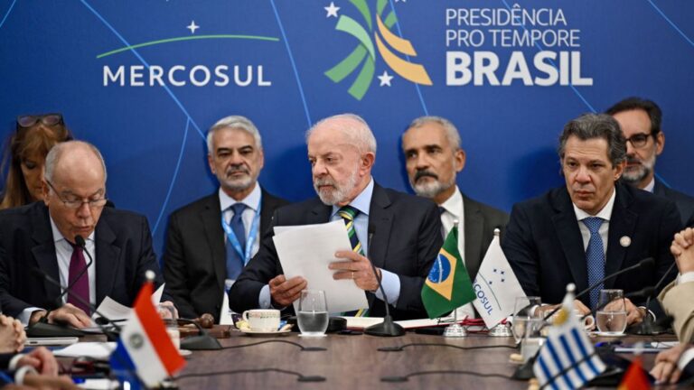 lula-en-el-mercosur-20122025-2156952.jpg