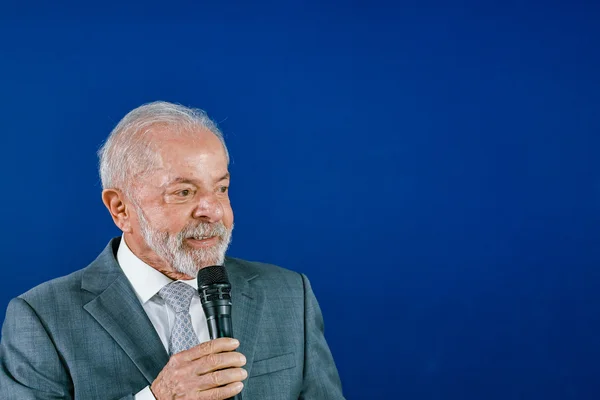 lula-reuniao-ministerial.jpg