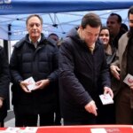 Manyyuko laments that the People’s Party is “the only political force that defends the understanding and the constitution.”