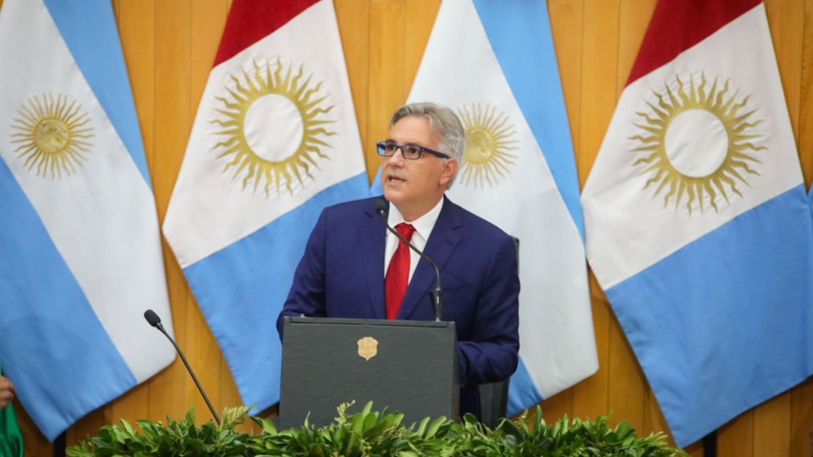 martin-llaryora-gobernador-de-cordoba-2158219.jpg