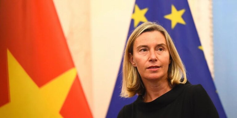 mogherini_20251203205539-U70652005240fsT-1024x512@diario_abc.jpg