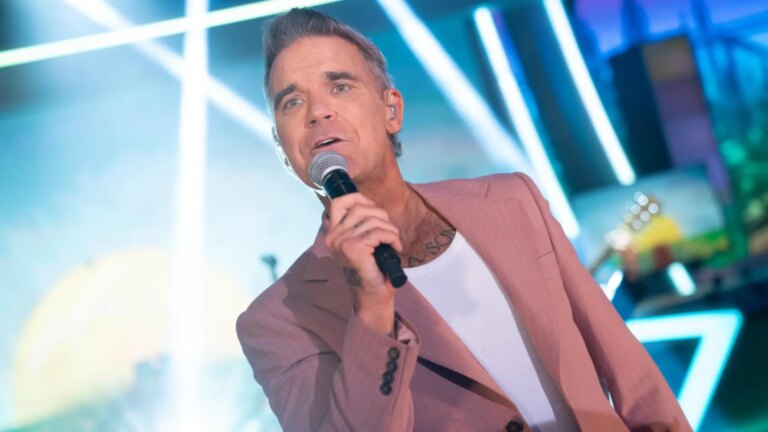 robbie-williams-en-el-hormiguero-2.r_d.915-923.jpeg