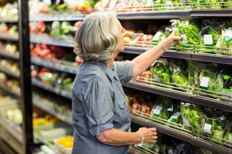 senior-woman-picking-out-some-vegetables-in-E3L434JIOVHABDWHTYEJ6LCF2Y.jpg