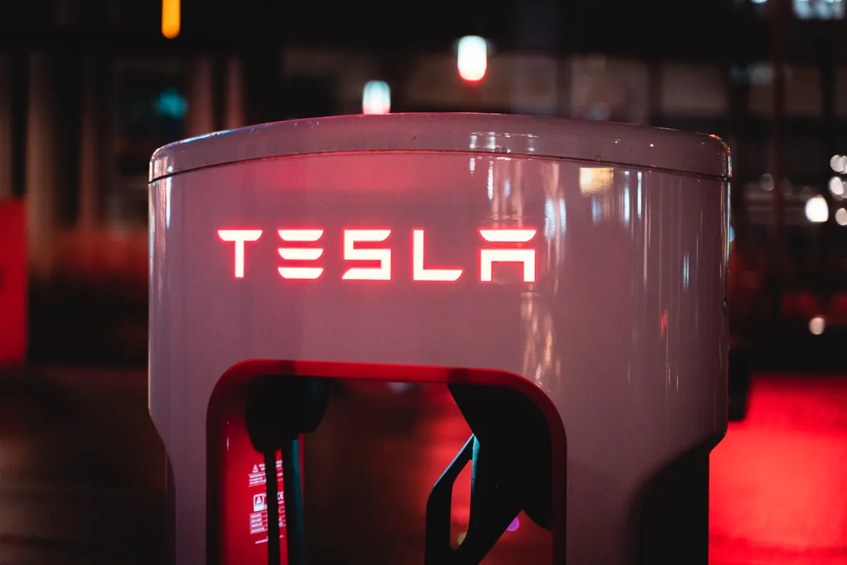 tesla-unsplash.jpg