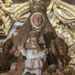 Enrique Gutierrez Carrasquilla will restore the Virgin of the Waters of El Salvador, twin sister of the Virgin of Kings