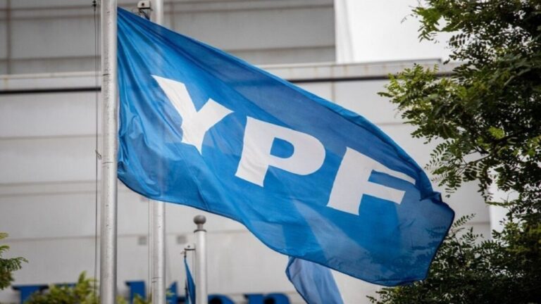 ypf-2111972.jpg
