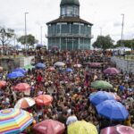 113435902-ri-rio-de-janeiro-rj-04-01-2026-abertura-nao-oficial-do-carnaval-do-rio-leva-blocos-as-1.jpeg